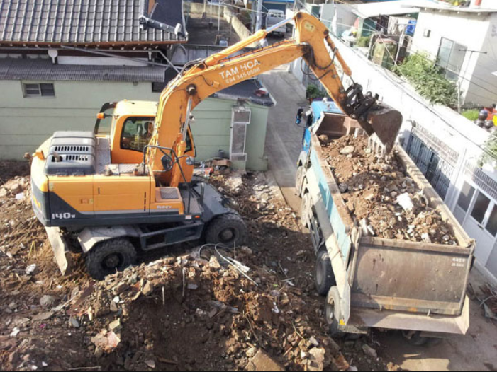 Dịch vụ phá dỡ nhà cũ dich-vụ-pha-do-nha-cu